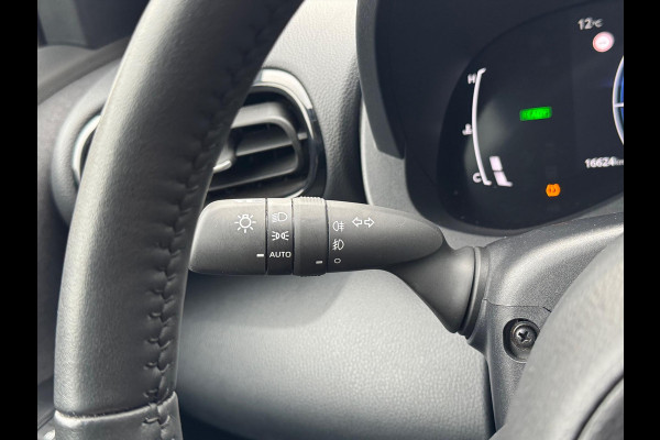 Toyota Yaris Cross 1.5 Hybrid First Edition Plus | Stoel + Stuurverwarming, Groot scherm, Keyless, 17 inch, Apple CarPlay/Android Auto
