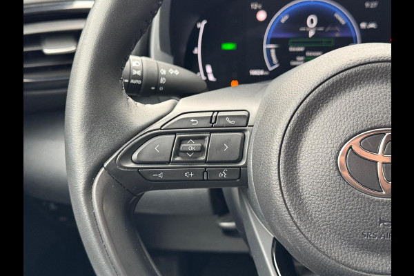 Toyota Yaris Cross 1.5 Hybrid First Edition Plus | Stoel + Stuurverwarming, Groot scherm, Keyless, 17 inch, Apple CarPlay/Android Auto