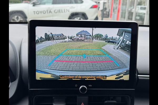 Toyota Yaris Cross 1.5 Hybrid First Edition Plus | Stoel + Stuurverwarming, Groot scherm, Keyless, 17 inch, Apple CarPlay/Android Auto