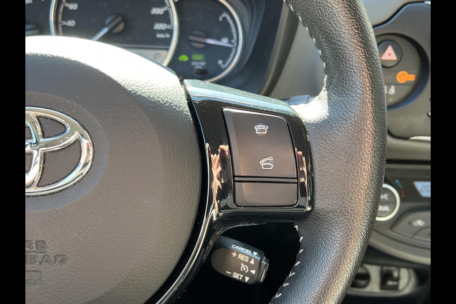 Toyota Yaris 1.5 Hybrid Active | Parkeercamera, bluetooth, Cruise control, Climate control, Toyota safety sense