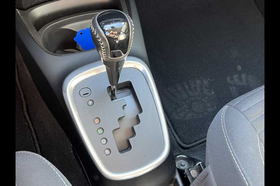 Toyota Yaris 1.5 Hybrid Active | Parkeercamera, bluetooth, Cruise control, Climate control, Toyota safety sense