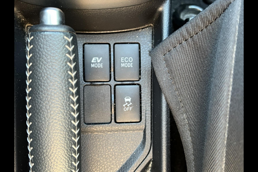 Toyota Yaris 1.5 Hybrid Active | Parkeercamera, bluetooth, Cruise control, Climate control, Toyota safety sense