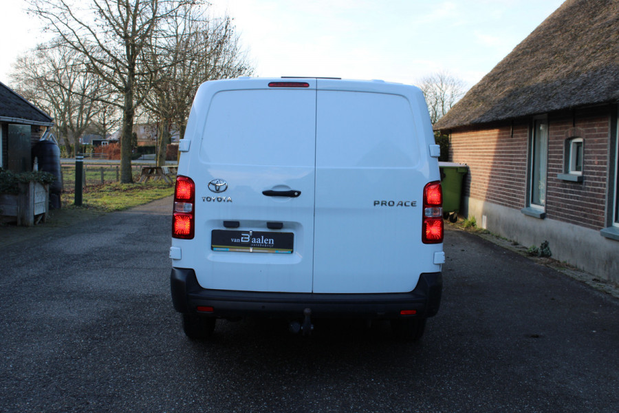 Toyota ProAce 1.5 D-4D 102Pk **VERKOCHT!!**