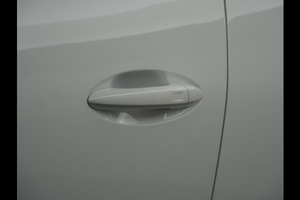Omoda 5 SHS-H 1.6 T-GDi Premium - Kantel/Schuifdak - Adaptieve Cruise control - Ventilatie Voorstoelen - Privacy Glass - Stoel/Stuurwiel Verwarming - 1000KM Rijbereik -  7 Jaar Fabrieksgarantie