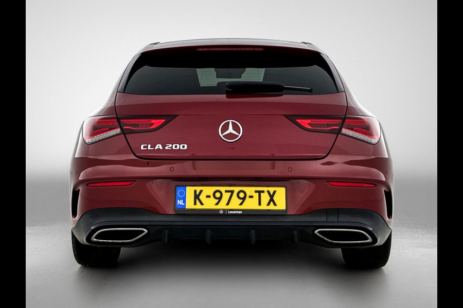 Mercedes-Benz CLA-Klasse Shooting Brake 200 Business Solution AMG AMG line | Night Pakket | Ledkoplampen | Sfeerverlichting | Stoelverwarming. Inclusief 24 maanden Mercedes-Benz Certified garantie voor Europa.