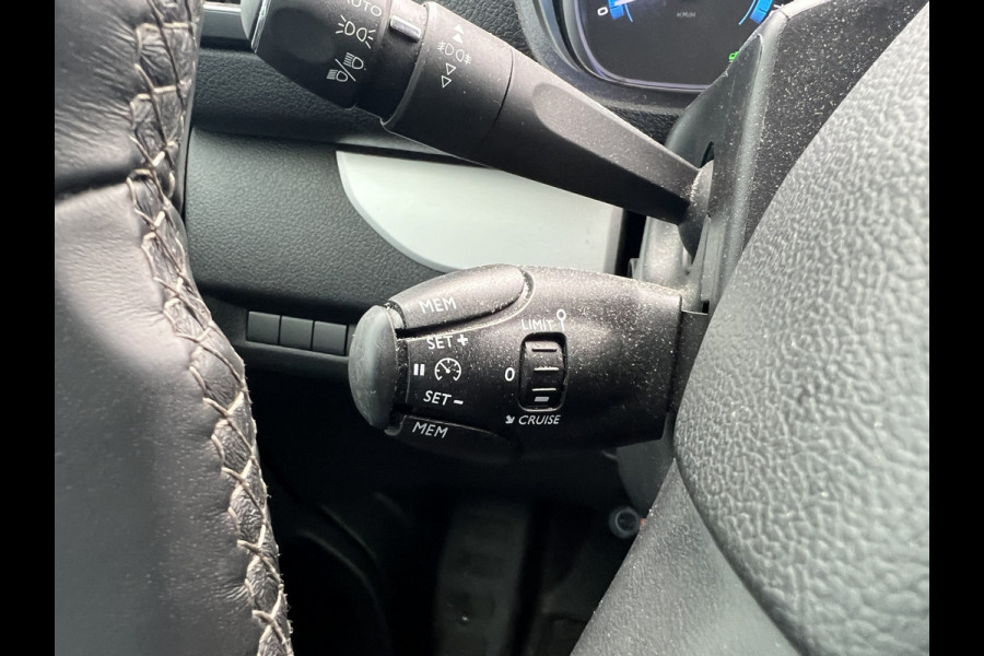 Peugeot e-Expert EV L2 75 kWh Techno Assist