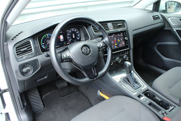 Volkswagen e-Golf E-DITION SoH 90% NL-Auto NAP