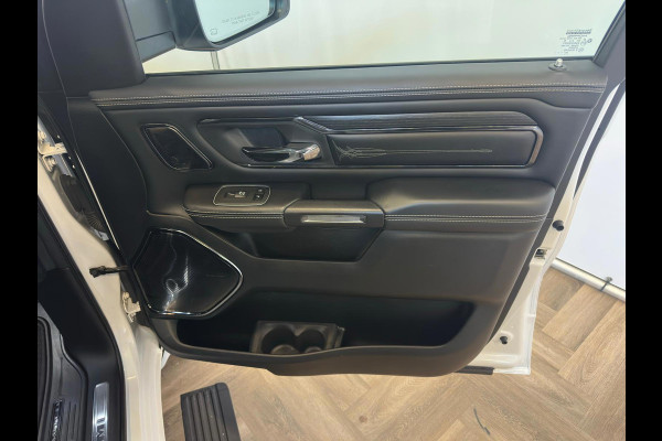 Dodge Ram 1500 5.7 V8 4x4 Crew Cab Limited|1e EIGENAAR|PANO|VOL OPTIES!