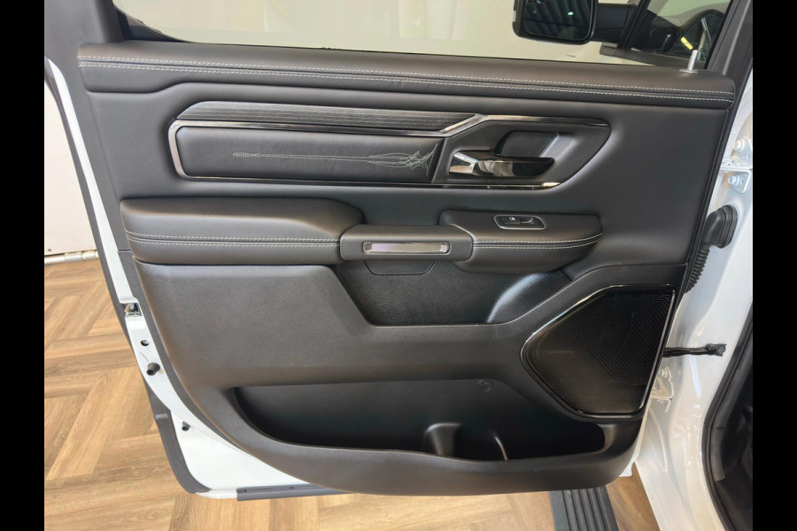 Dodge Ram 1500 5.7 V8 4x4 Crew Cab Limited|1e EIGENAAR|PANO|VOL OPTIES!