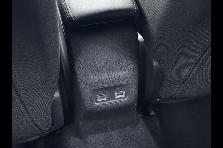 Peugeot 2008 1.2 Hybrid 136 Allure VAN: 26.900,- VOOR: 24.440,- UW WKVOORDEEL: 2.460,- | ADAPTIVE CRUISE CONTROL| ACHTERUITRIJCAMERA| APPLE CARPLAY/ ANDROID AUTO| DODE HOEK SENSOR | FABRIEKSGARANTIE TOT 2027 | RIJKLAAR PRIJS |