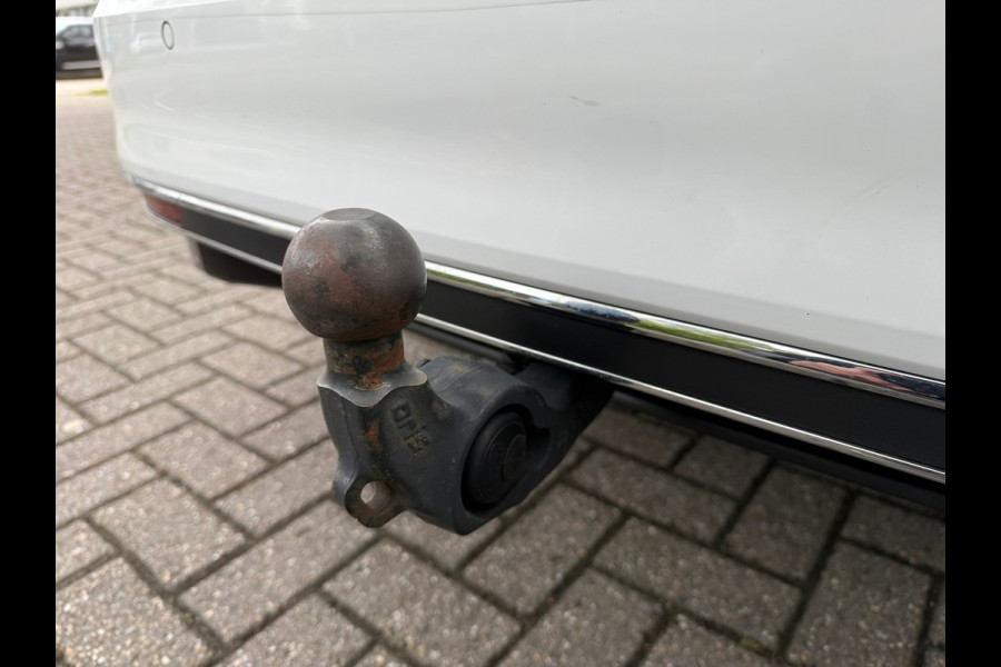 Volkswagen Passat Variant 1.4 TSI PHEV GTE Business - Automaat - Navi - Winterpakket - Trekhaak elektrisch