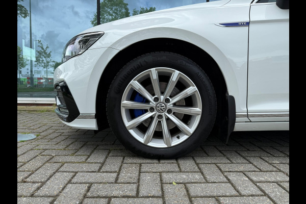 Volkswagen Passat Variant 1.4 TSI PHEV GTE Business - Automaat - Navi - Winterpakket - Trekhaak elektrisch