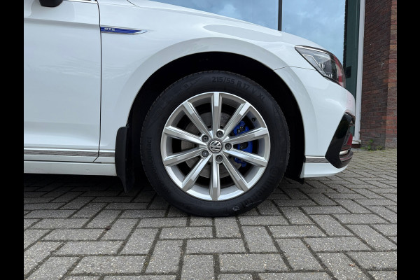 Volkswagen Passat Variant 1.4 TSI PHEV GTE Business - Automaat - Navi - Winterpakket - Trekhaak elektrisch