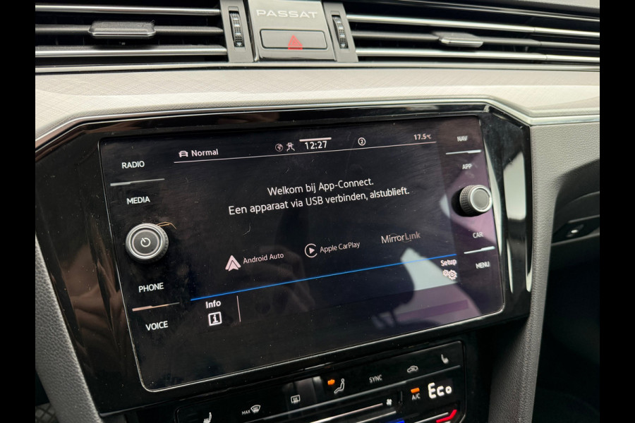 Volkswagen Passat Variant 1.4 TSI PHEV GTE Business - Automaat - Navi - Winterpakket - Trekhaak elektrisch