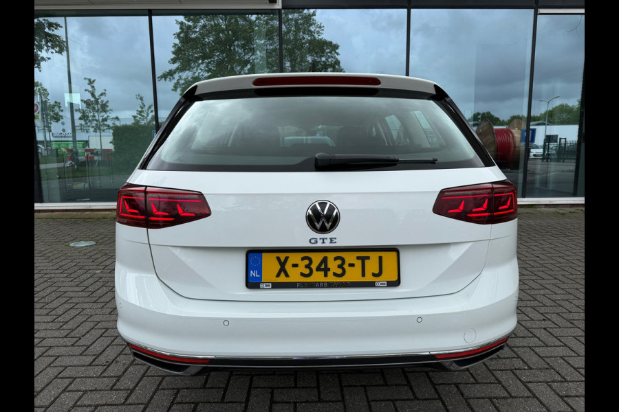 Volkswagen Passat Variant 1.4 TSI PHEV GTE Business - Automaat - Navi - Winterpakket - Trekhaak elektrisch