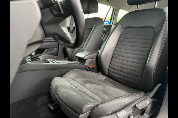 Volkswagen Passat Variant 1.4 TSI PHEV GTE Business - Automaat - Navi - Winterpakket - Trekhaak elektrisch