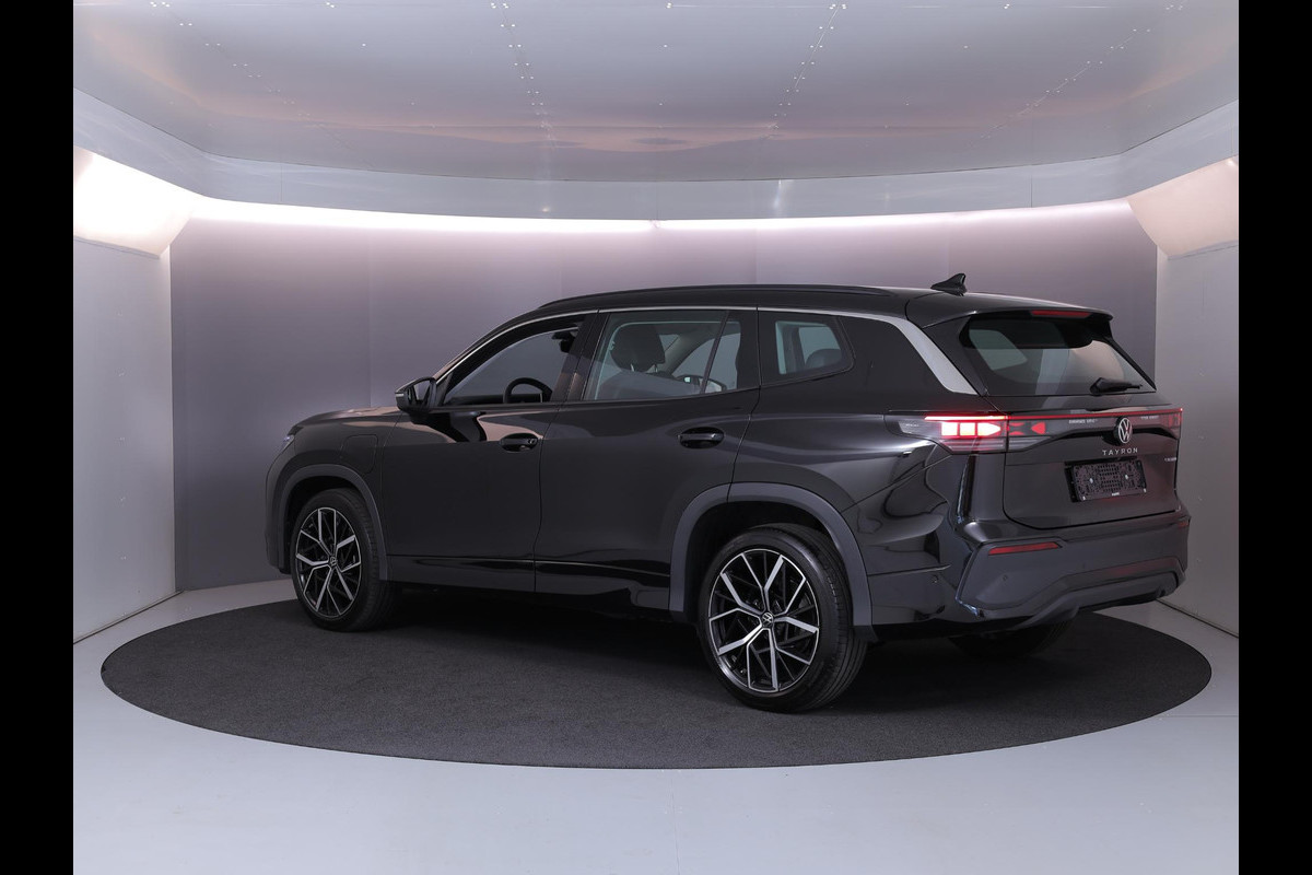 Volkswagen Tayron 1.5 eHybrid Life Edition 204PK PHEV | Verlengde garantie | Trekhaak wegklapbaar | Stoel- en stuurverwarming | 20" LM velgen |