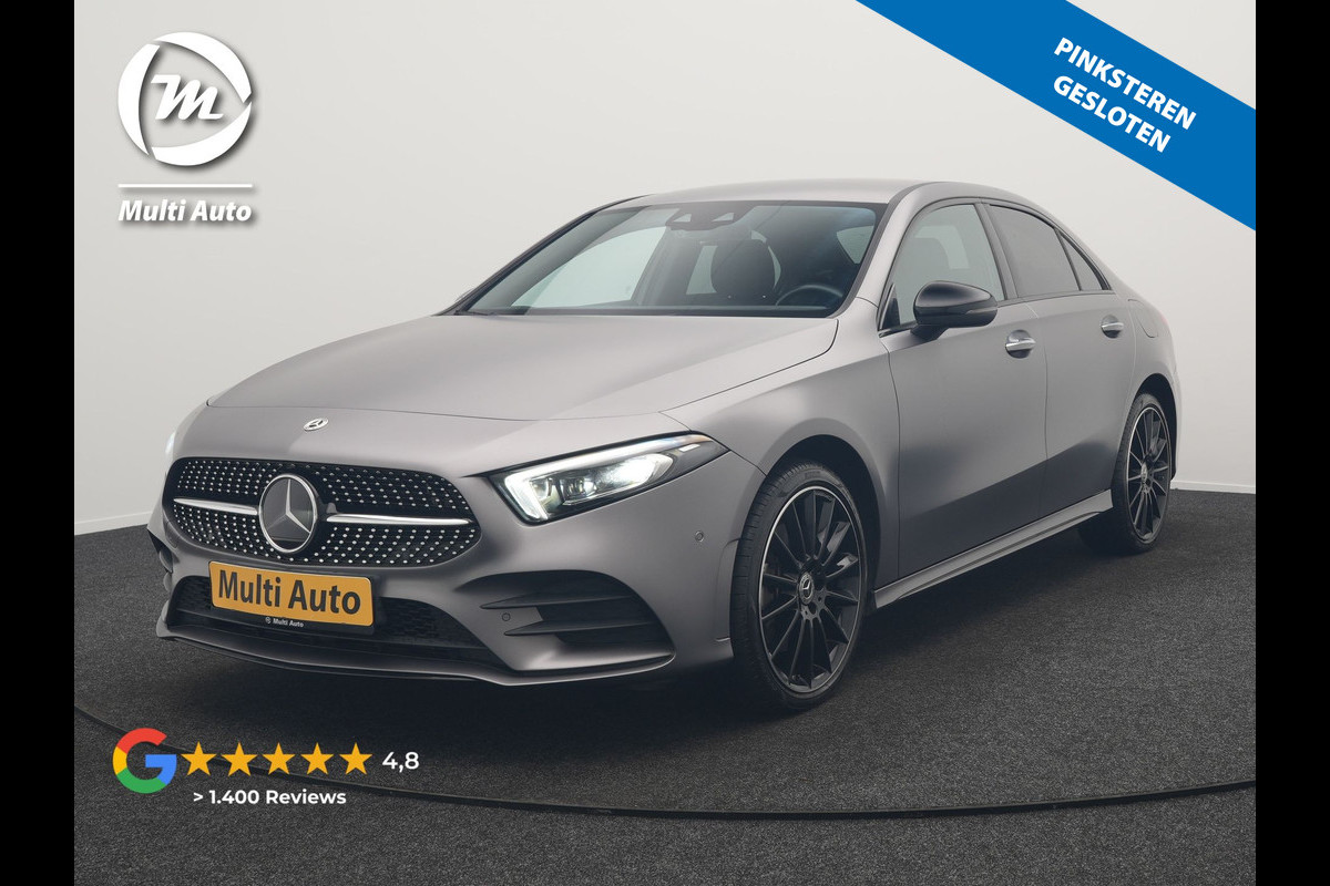 Mercedes-Benz A-Klasse 250 e AMG Night Pakket PHEV 218pk | Adaptive Cruise | Head Up | Multi Beam LED | Alcantara Sportstoelen Verwarmd | Night Pakket | Sfeerverlichting | MBUX | Apple Carplay | Widescreen Navi | 19"L.M | Mountaingrau Magno | Plug