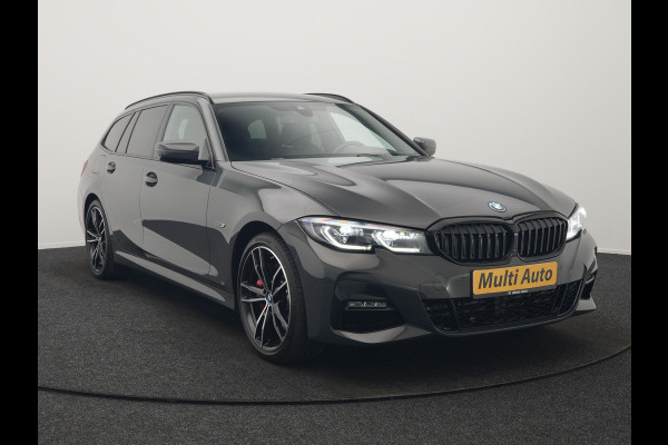 BMW 3 Serie Touring 330e M Sport PHEV 293pk Dealer O.H. Dravitgrau | Head Up | Camera | Laser LED | Sfeerverlichting | Lederen Sportstoelen & Stuur Verwarmd | Apple Carplay | Keyless | Blis | 19"L.M | Virtual | Navigatie | DAB | Plug In Hybrid |
