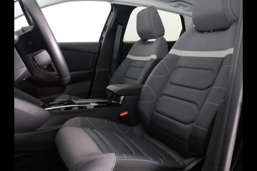 Citroën Ë-C4 Max 54 kWh X LONG RANGE | 97% SOH | Schuif-/Kanteldak | Navigatie | Leder | Camera |
