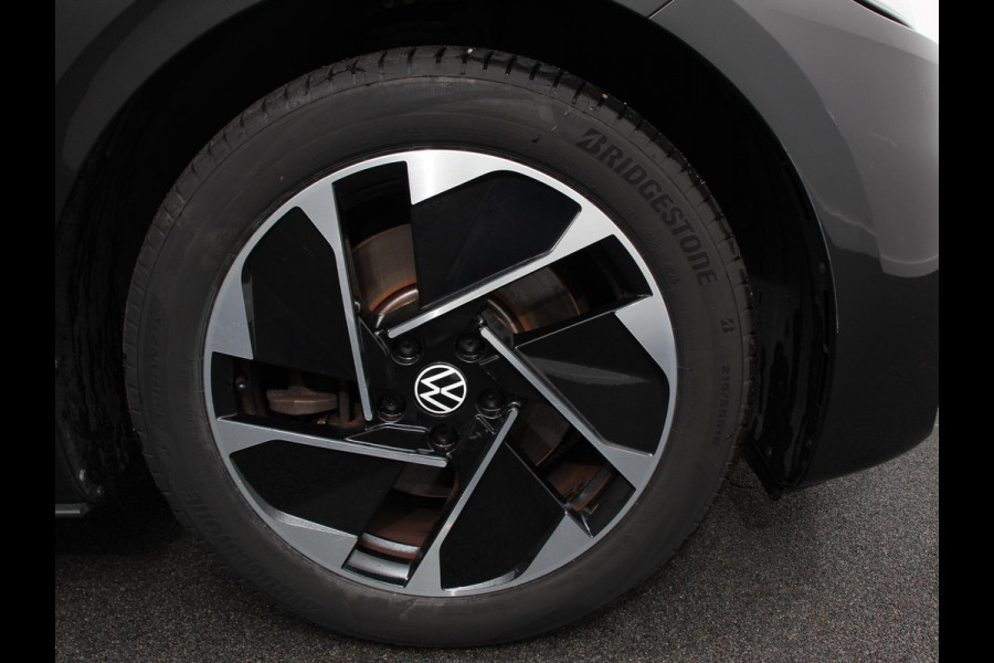 Volkswagen ID.3 Pro 58 kWh SOH 90% 18"Lichtmetalen Velgen Navigatie Parkeer sensoren Adaptive Cruise Control Climate Control