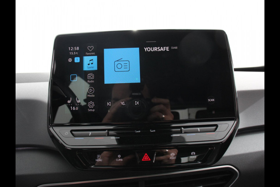 Volkswagen ID.3 Pro 58 kWh SOH 90% 18"Lichtmetalen Velgen Navigatie Parkeer sensoren Adaptive Cruise Control Climate Control