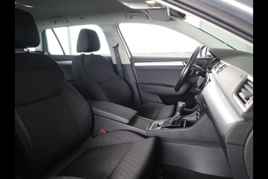 Škoda Superb Combi 1.5 TSI iV Business Edition 115 kW / 156 pk | 6-Gang DSG | Navigatie | Parkeersensoren | Stoelverwarming | Keyless entry |