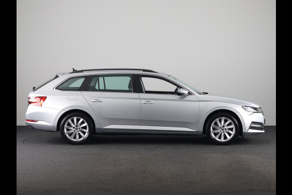 Škoda Superb Combi 1.5 TSI iV Business Edition 115 kW / 156 pk | 6-Gang DSG | Navigatie | Parkeersensoren | Stoelverwarming | Keyless entry |