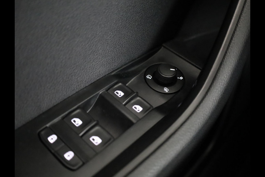 Škoda Superb Combi 1.5 TSI iV Business Edition 115 kW / 156 pk | 6-Gang DSG | Navigatie | Parkeersensoren | Stoelverwarming | Keyless entry |