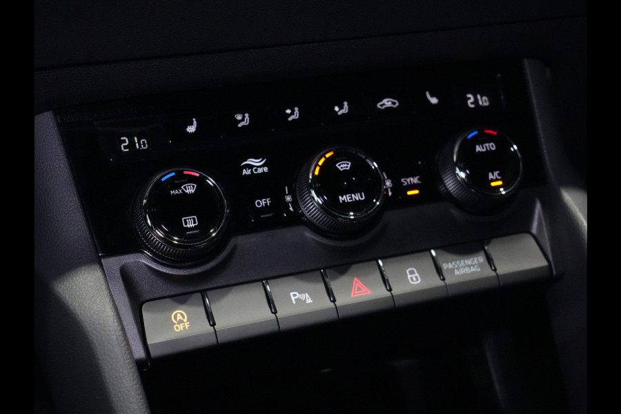 Škoda Karoq 1.5 TSI DSG ACT Sportline Business | Matrix-LED | Camera | Stoel/Stuurverw. | Navi