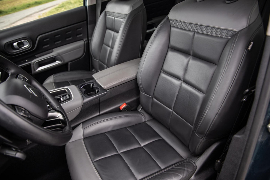 Citroën C5 Aircross 1.6 Plug-in Hybrid 225 Shine PANORAMA DAK / DEALER ONDERHOUDEN / LEER / MEMMORY / TREKHAAK / CAMERA