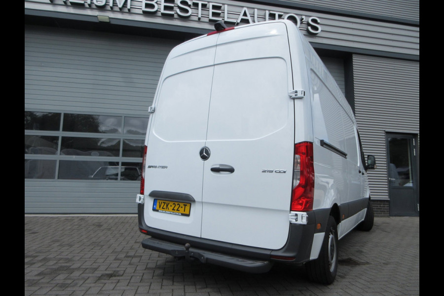 Mercedes-Benz Sprinter 215 CDI L2H2 Airco, Camera, Navigatie ,Trekhaak ,3-Zits.