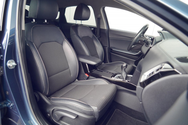 Kia Ceed 1.0 T-GDi DynamicPlusLine / 104dkm NAP / Navi / Stoelverw. / Stuurverw. / Camera / Keyless