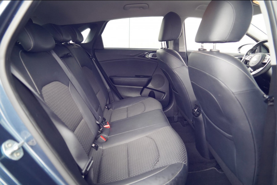 Kia Ceed 1.0 T-GDi DynamicPlusLine / 104dkm NAP / Navi / Stoelverw. / Stuurverw. / Camera / Keyless