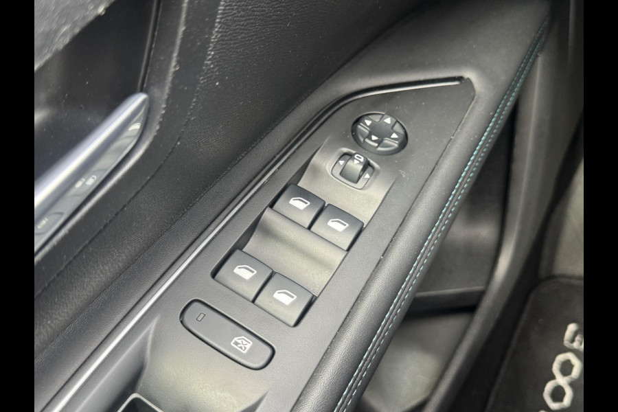 Peugeot 3008 1.6 HYbrid 225 Allure Pack Business