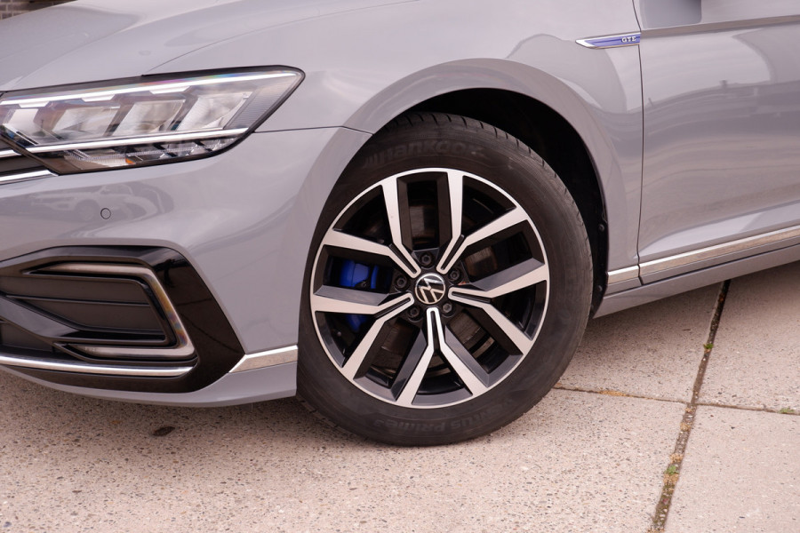 Volkswagen Passat Variant 1.4 TSI PHEV GTE Business | Carplay | Camera | LED | Navi | Adap. Cruise