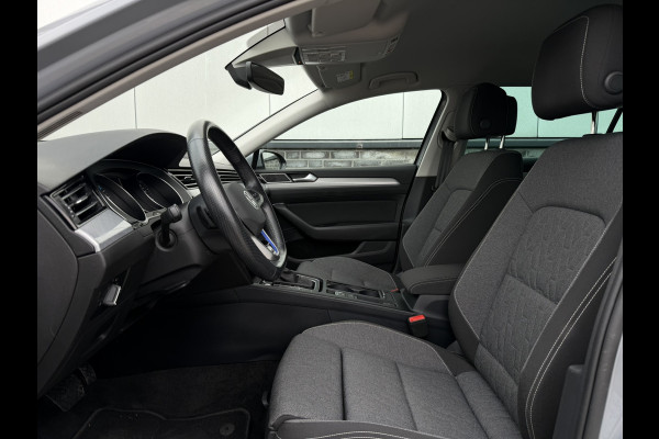 Volkswagen Passat Variant 1.4 TSI PHEV GTE Business | Carplay | Camera | LED | Navi | Adap. Cruise