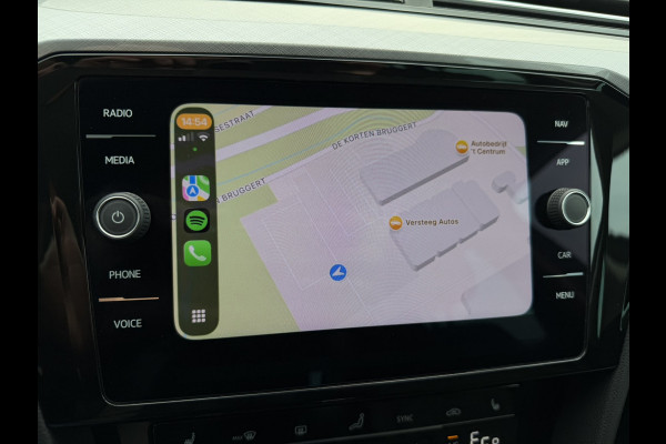 Volkswagen Passat Variant 1.4 TSI PHEV GTE Business | Carplay | Camera | LED | Navi | Adap. Cruise