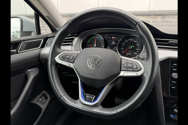 Volkswagen Passat Variant 1.4 TSI PHEV GTE Business | Carplay | Camera | LED | Navi | Adap. Cruise