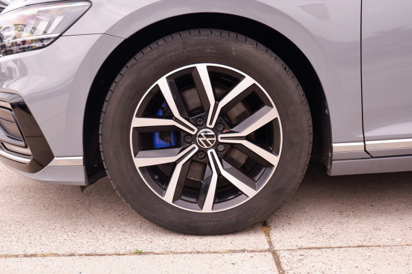 Volkswagen Passat Variant 1.4 TSI PHEV GTE Business | Carplay | Camera | LED | Navi | Adap. Cruise