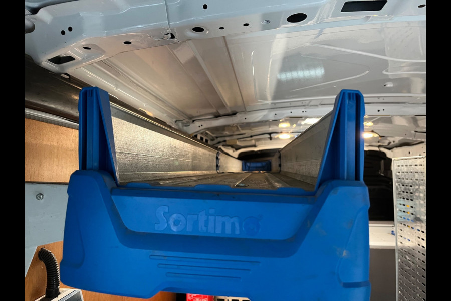 Ford Transit Servicewagen 2.0 TDCI 130pk euro6 L2H2 Trend Sortimo Inrichting Victron v230 Standkachel Trekhaak RIJKLAARPRIJS!