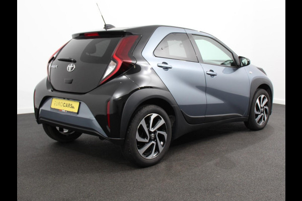 Toyota Aygo X 1.0 VVT-i S-CVT Automaat Trend Navigatie Apple Carplay/Android Auto Climate Control Cruise Control Adaptive 17" Lichtmetalen velgen Camera
