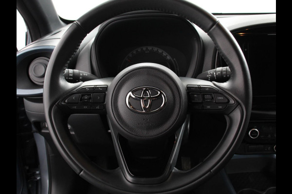 Toyota Aygo X 1.0 VVT-i S-CVT Automaat Trend Navigatie Apple Carplay/Android Auto Climate Control Cruise Control Adaptive 17" Lichtmetalen velgen Camera