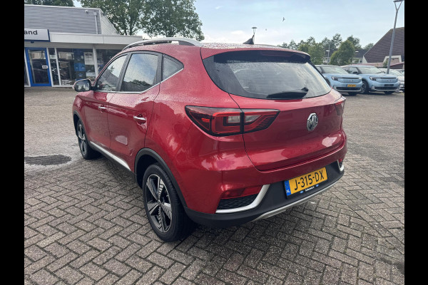 MG Mg Zs EV Luxury 45 kWh | 143pk | Panoramadak | Elektrisch Verstelbare Stoelen | Dodehoeksensoren | SOH 93.6%