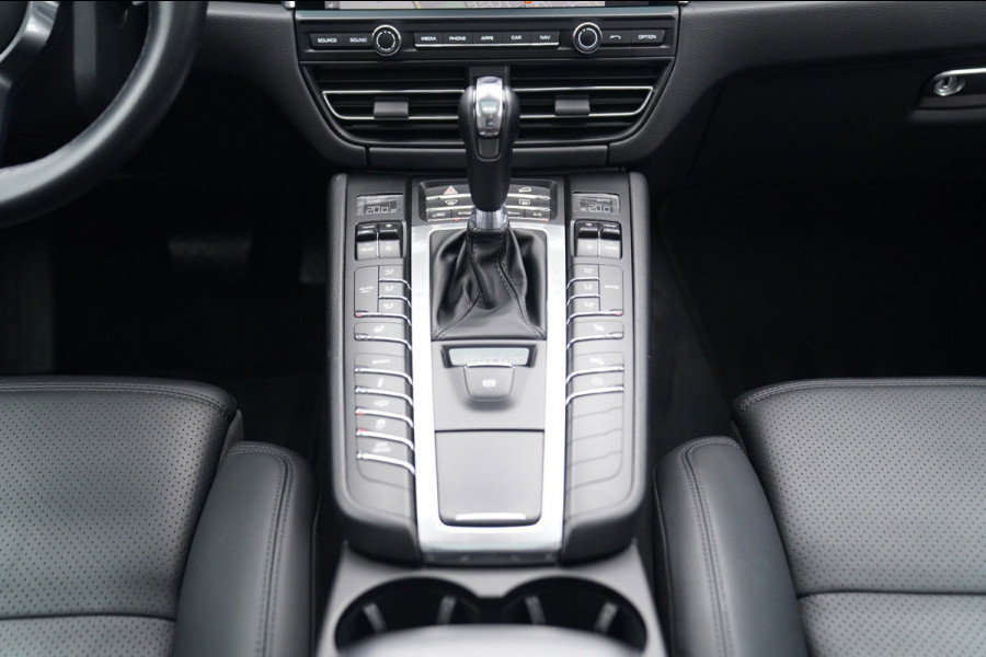 Porsche Macan 3.0 S | Panorama | Facelift | Luxe Leder | Camera | Lane assist | Bose Sound | Cruise control adaptief | Luchtvering