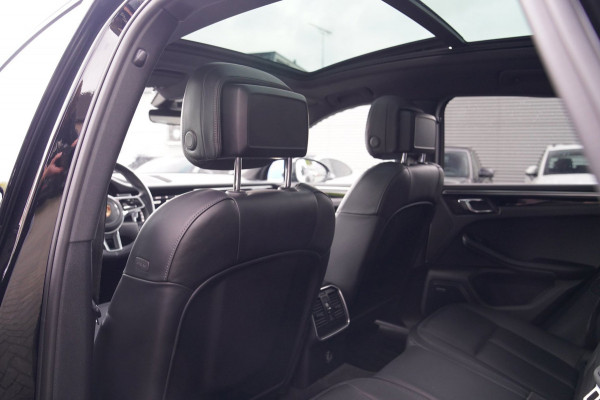 Porsche Macan 3.0 S | Panorama | Facelift | Luxe Leder | Camera | Lane assist | Bose Sound | Cruise control adaptief | Luchtvering