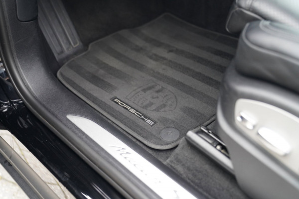 Porsche Macan 3.0 S | Panorama | Facelift | Luxe Leder | Camera | Lane assist | Bose Sound | Cruise control adaptief | Luchtvering