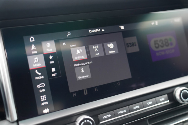 Porsche Macan 3.0 S | Panorama | Facelift | Luxe Leder | Camera | Lane assist | Bose Sound | Cruise control adaptief | Luchtvering