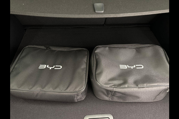 BYD SEAL U 1.5 DM-i FWD Boost PHEV 218PK, *GEEN AFLEVERKOSTEN*, Pano/Dak, Head/Up Adapt.Cruise/Control, 360-Camera, 2026 NEW, BTW!