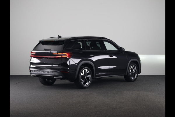Škoda Kodiaq 1.5 TSI MHEV Sportline Business 7p | Derde zitrij | Light & View | Elek. stoel | Adaptive Cruise | Blind Spot |
